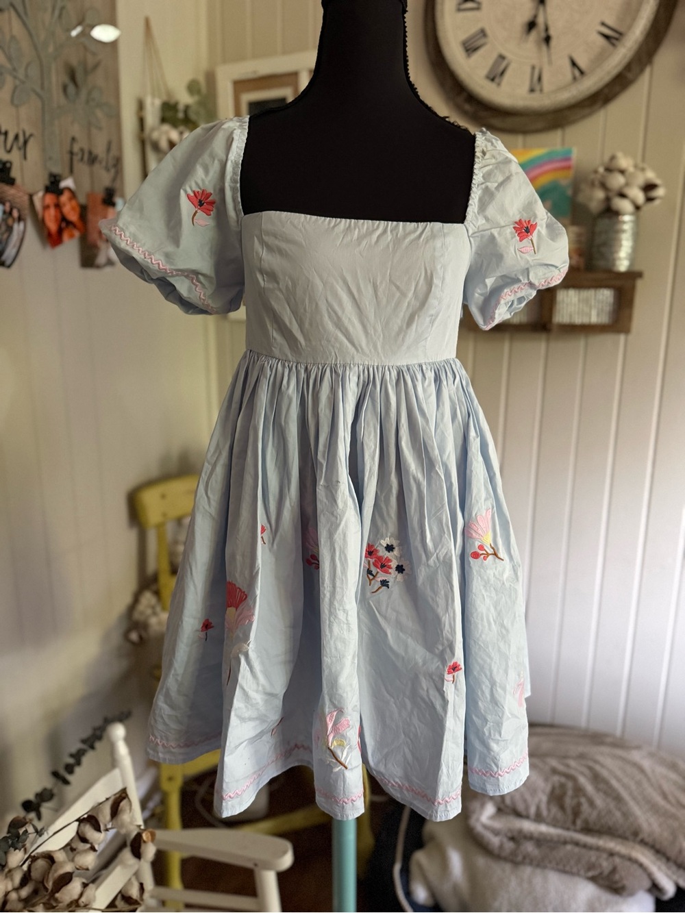 Amable by Mable Light Blue Embroidered Floral Babydoll Dress Sz Small - Picture 5 of 6